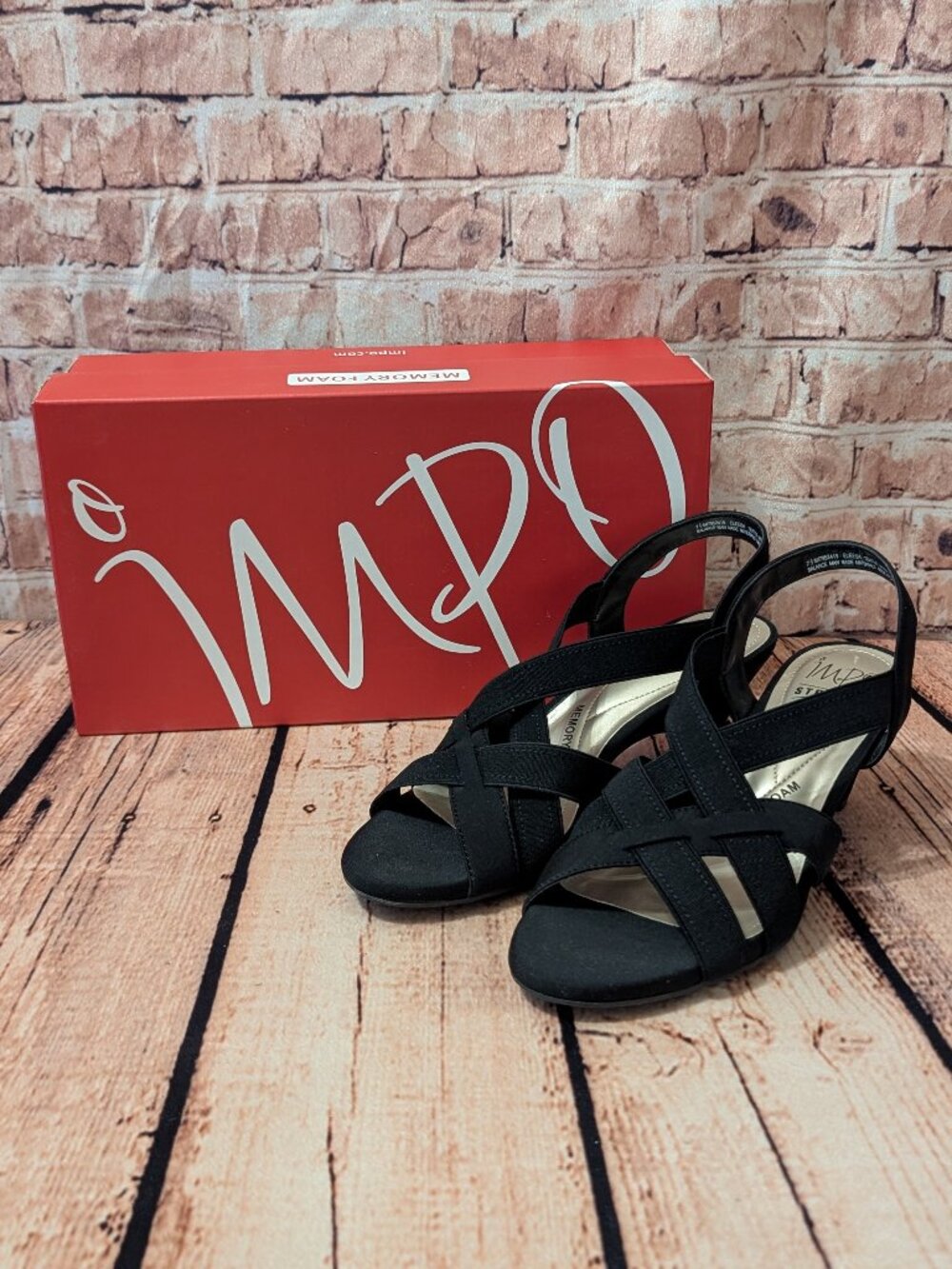 Impo Stretch Memory Foam Black Crisscross Slingback Sandals Size 7.5M